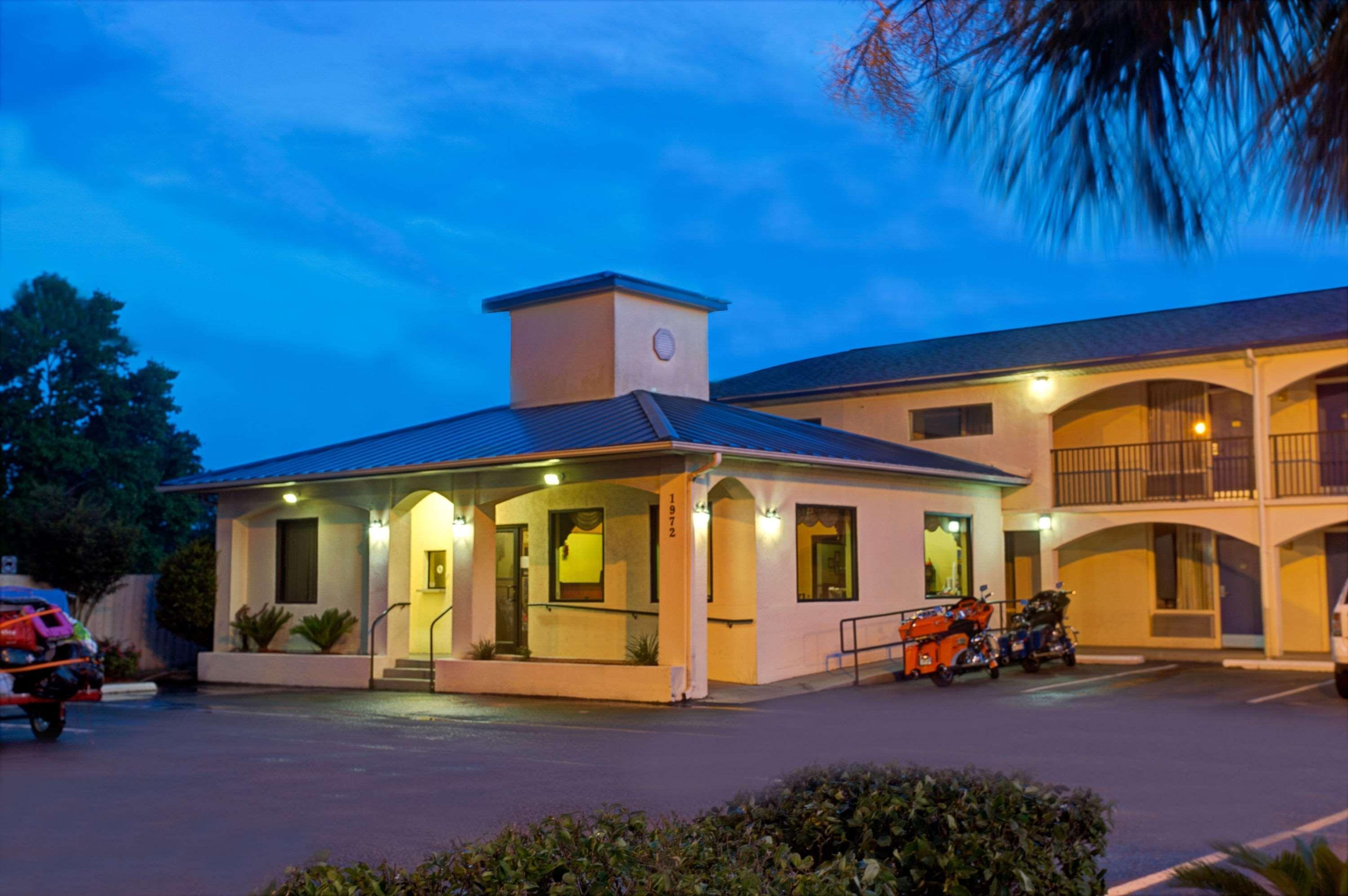 Hotel Super 8 By Wyndham Walterboro Zewnętrze zdjęcie